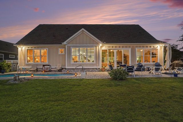 1004 Whooping Crane Dr., Conway, SC 29526