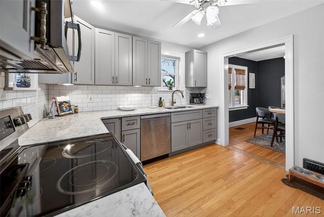 9292 Fayette Avenue, St Louis, MO 63123