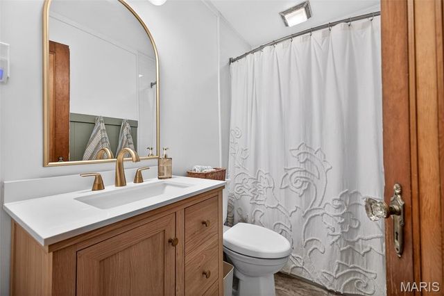 9292 Fayette Avenue, St Louis, MO 63123