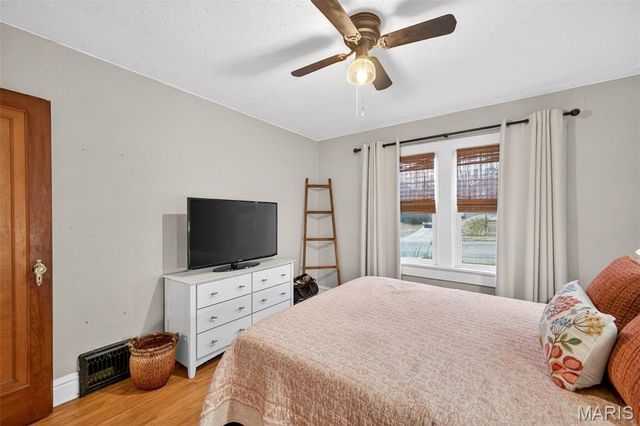 9292 Fayette Avenue, St Louis, MO 63123