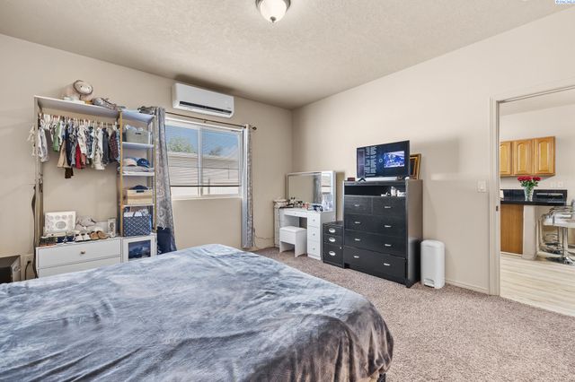 117 S Tweedt Pl, Kennewick, WA 99336