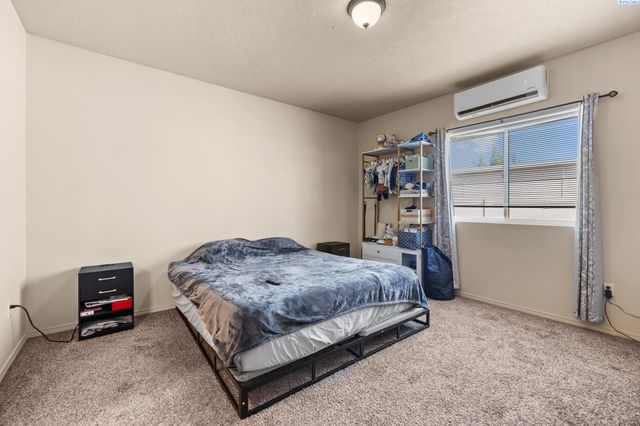 117 S Tweedt Pl, Kennewick, WA 99336