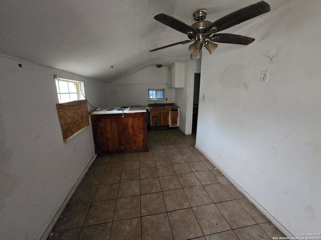 1518 Waverly, San Antonio, TX 78201