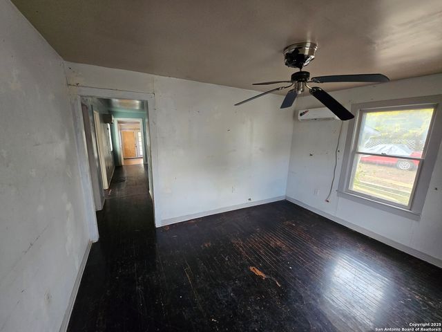 1518 Waverly, San Antonio, TX 78201