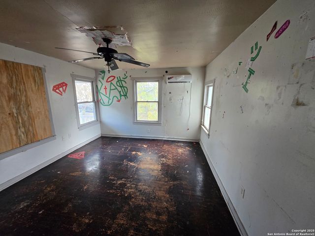 1518 Waverly, San Antonio, TX 78201