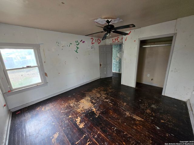 1518 Waverly, San Antonio, TX 78201