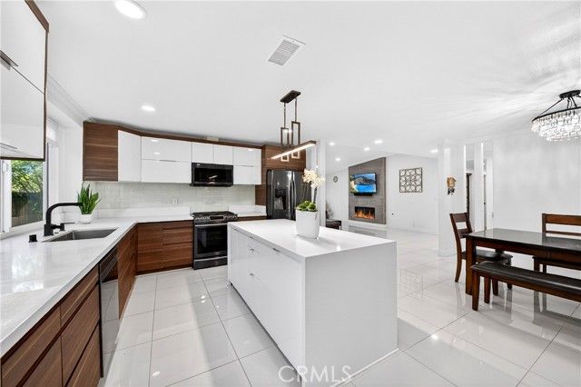 26704 Hawkhurst Drive, Rancho Palos Verdes, CA 90275