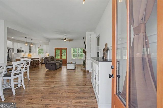 348 Barnwood Drive, Rockmart, GA 30153