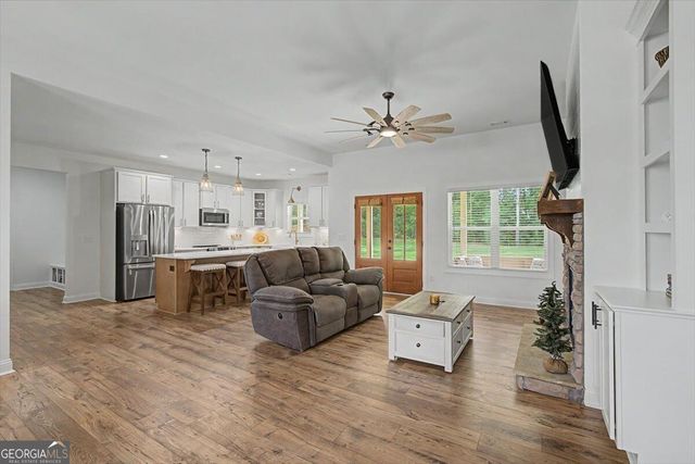 348 Barnwood Drive, Rockmart, GA 30153