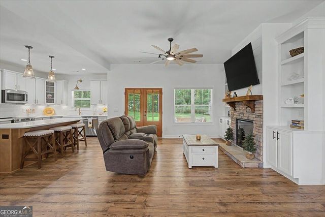 348 Barnwood Drive, Rockmart, GA 30153