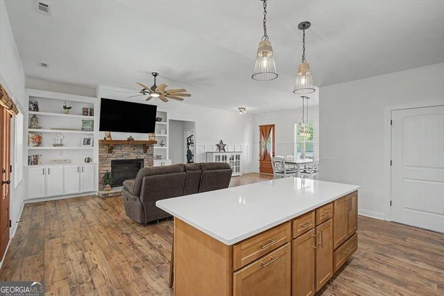 348 Barnwood Drive, Rockmart, GA 30153