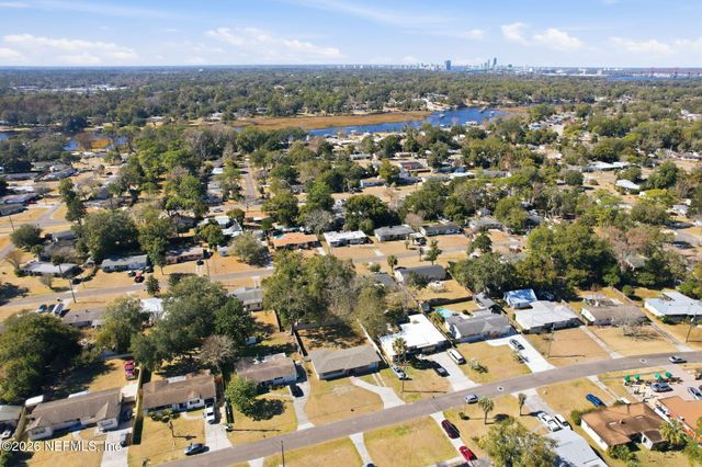 910 NIGHTINGALE Road, Jacksonville, FL 32216