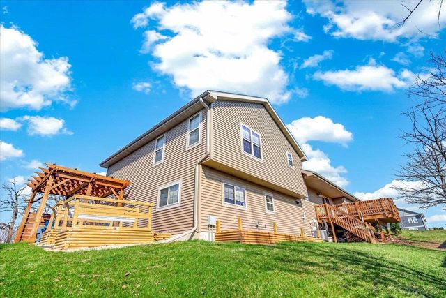 901 Blue Mounds Street, Mount Horeb, WI 53572