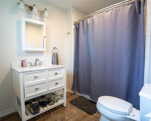 404 Rivers ST, Smithville, TX 78957