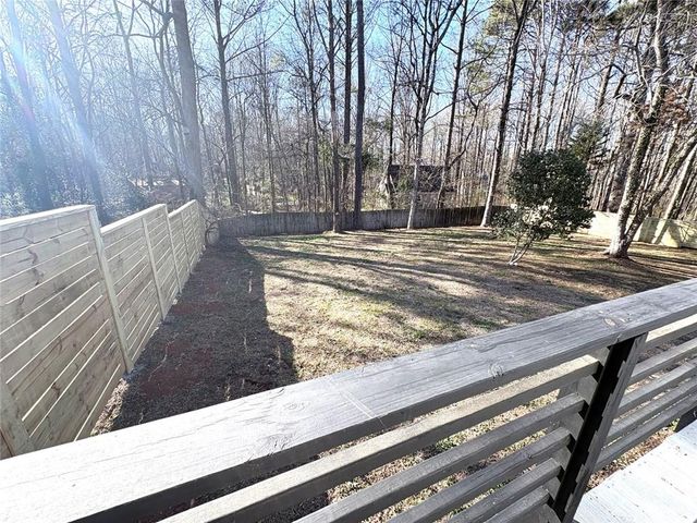 137 Creekview Drive, Woodstock, GA 30188