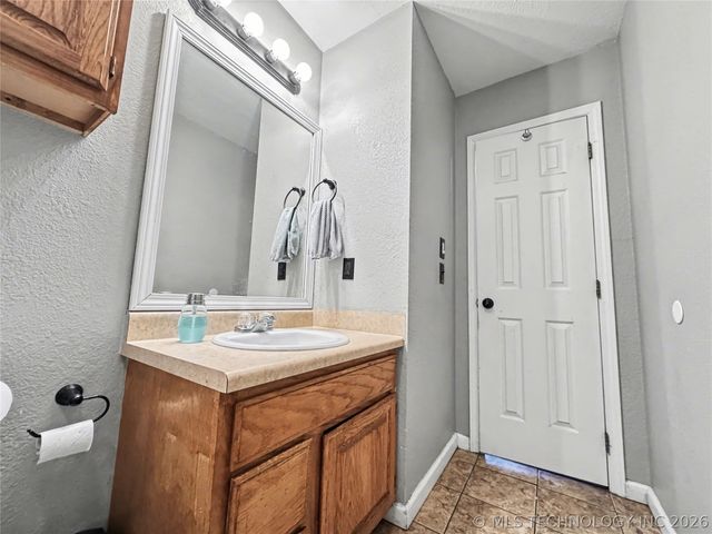 500 Covington Place, Tahlequah, OK 74464