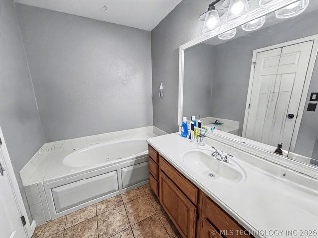 500 Covington Place, Tahlequah, OK 74464