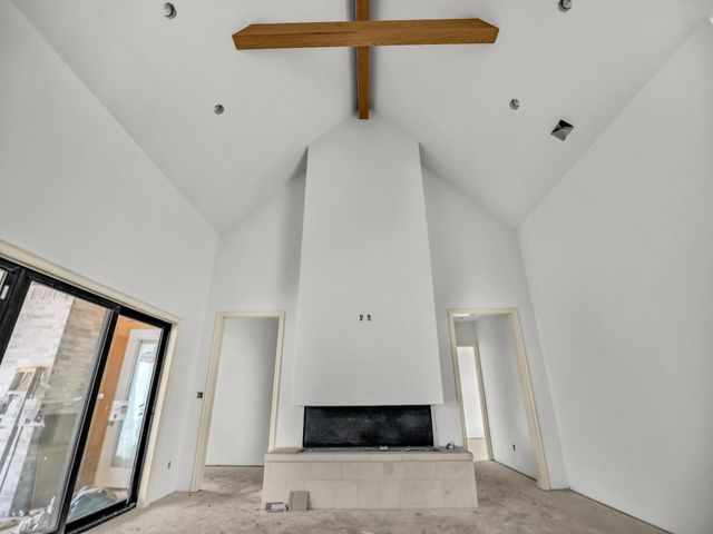 520 Royal Santana Run, Weatherford, TX 76087