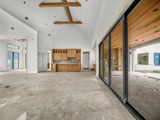 520 Royal Santana Run, Weatherford, TX 76087
