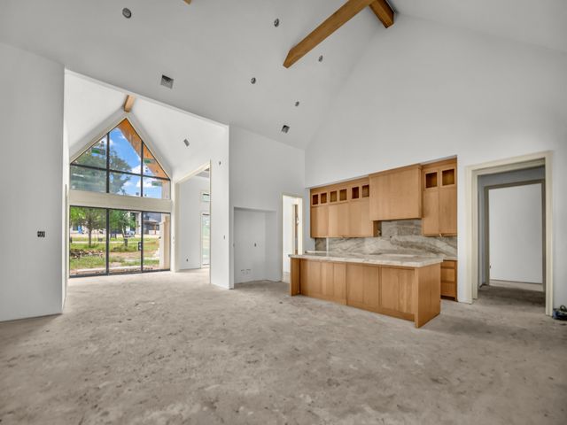 520 Royal Santana Run, Weatherford, TX 76087