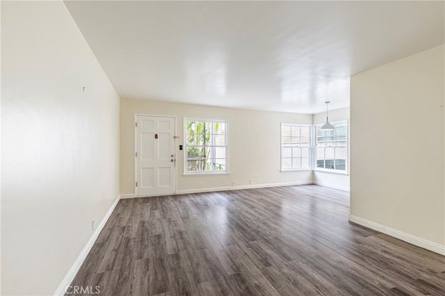 181 S Marengo Avenue 13, Pasadena, CA 91101