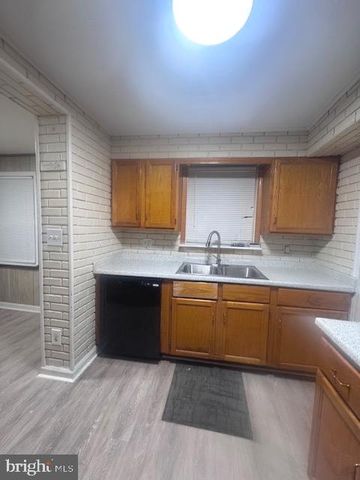 5031 HURON ST, College Park, MD 20740