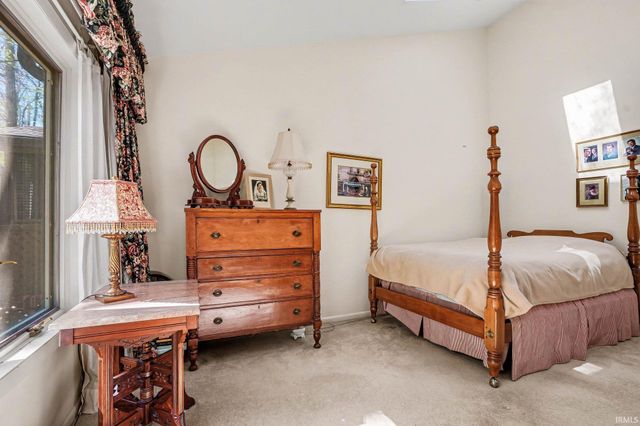 1728 W North Shore Drive, South Bend, IN 46617