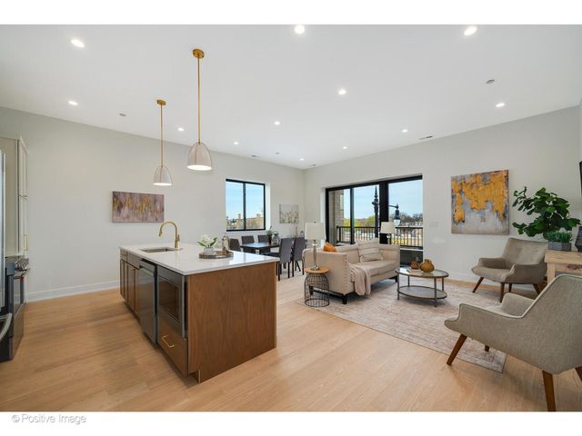 5340 N Lincoln Avenue 401, Chicago, IL 60625