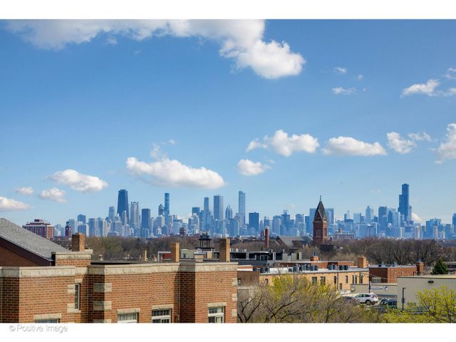 5340 N Lincoln Avenue 401, Chicago, IL 60625