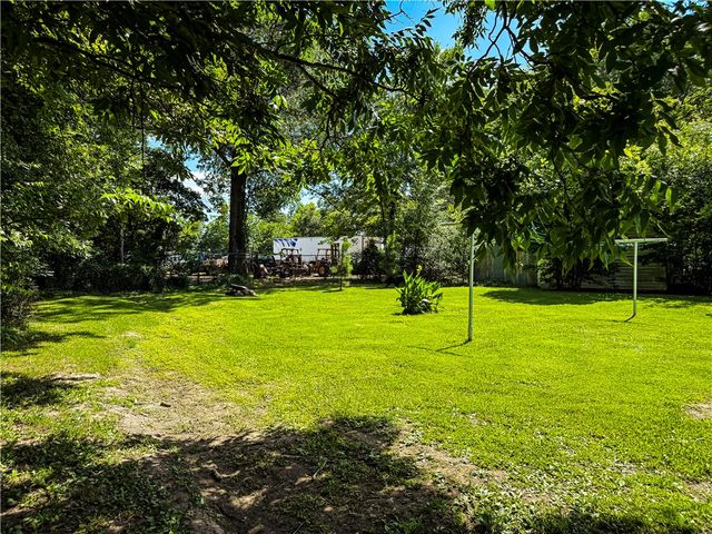 614 NE 2nd Street, Atkins, AR 72823
