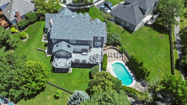 4012 Demaret Court, Woodridge, IL 60517