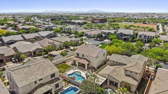 4849 S AVITUS Lane, Mesa, AZ 85212