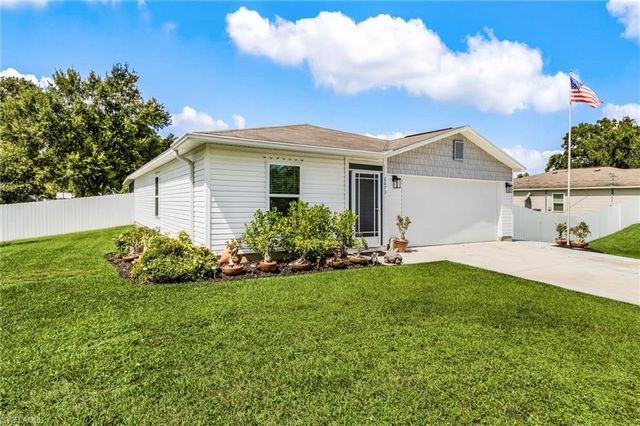 6073 Latimer AVE, Fort Myers, FL 33905