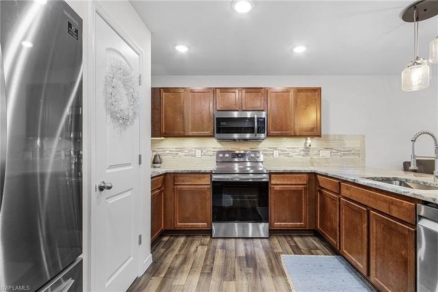 6073 Latimer AVE, Fort Myers, FL 33905