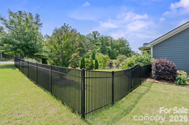 8340 Breton Way, Harrisburg, NC 28075