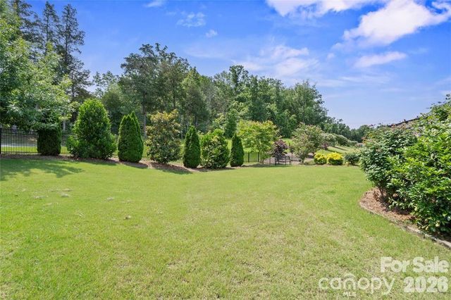 8340 Breton Way, Harrisburg, NC 28075