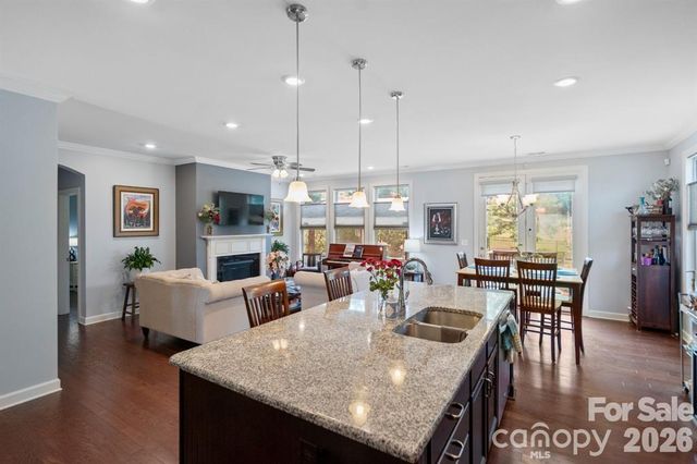 8340 Breton Way, Harrisburg, NC 28075