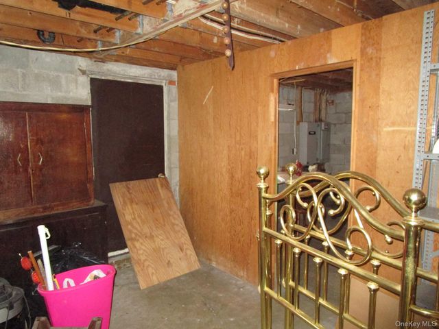 69 County Route 93, New Hampton, NY 10958