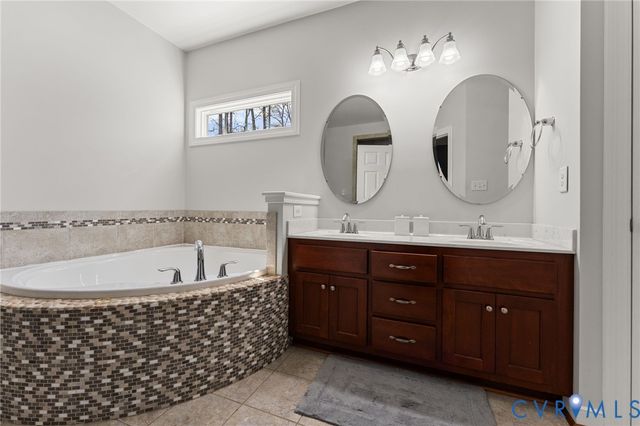 5610 Mt. Landing Rd, Tappahannock, VA 22560