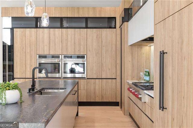 633 Pauley Place, Sandy Springs, GA 30328