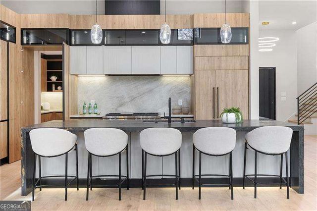 633 Pauley Place, Sandy Springs, GA 30328