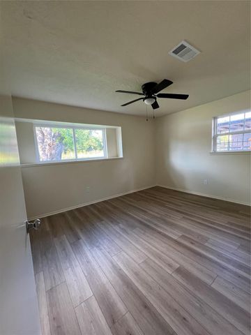 5023 Ridgestone Street, Houston, TX 77053