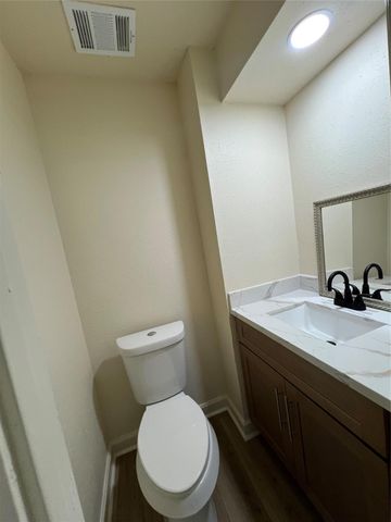 5023 Ridgestone Street, Houston, TX 77053