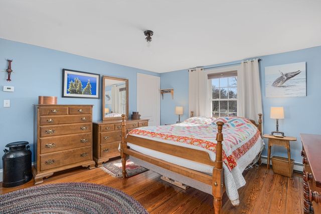 215 South St, Wrentham, MA 02093