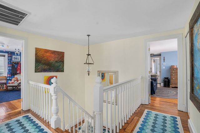 215 South St, Wrentham, MA 02093