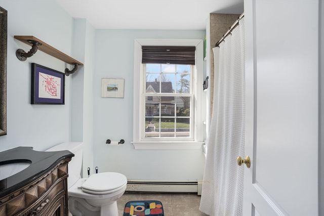 215 South St, Wrentham, MA 02093