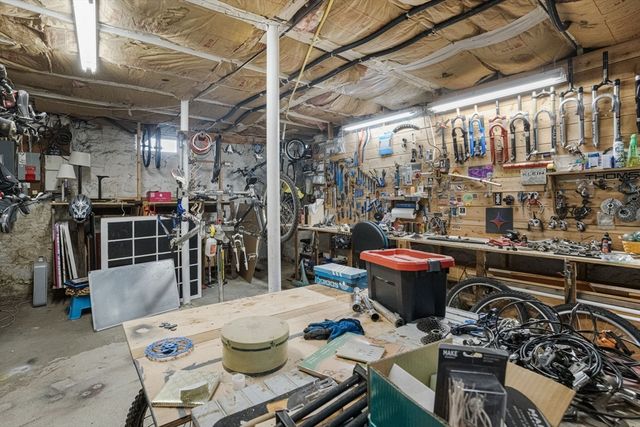 215 South St, Wrentham, MA 02093