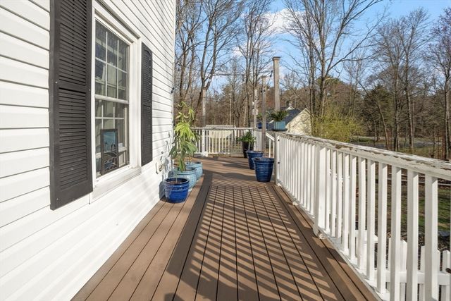 215 South St, Wrentham, MA 02093