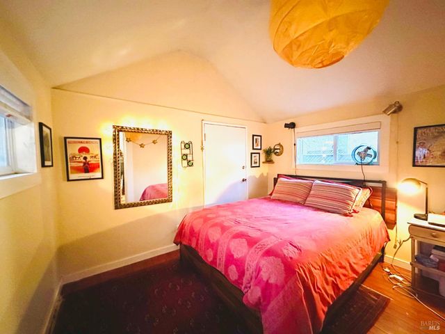 108 Pierson St, Santa Rosa, CA 95401