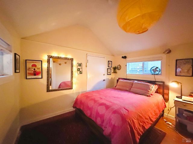 108 Pierson St, Santa Rosa, CA 95401